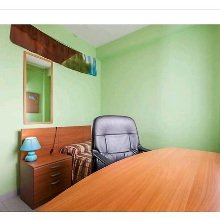 Piso Con Buena Red Wiffi Fibra Optica Alquiler De Habitaciones 세비야 외부 사진
